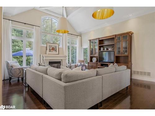 1795 Innisbrook Street, Innisfil, ON - Indoor Photo Showing Living Room With Fireplace