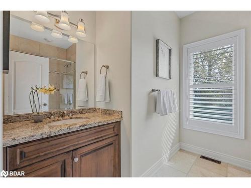 1795 Innisbrook Street, Innisfil, ON - Indoor Photo Showing Bathroom