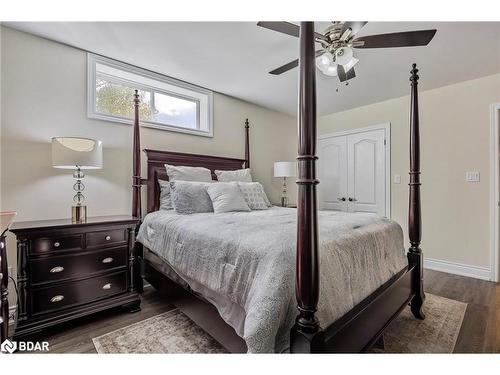 1795 Innisbrook Street, Innisfil, ON - Indoor Photo Showing Bedroom