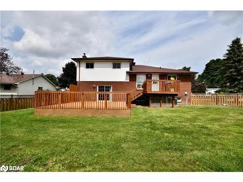 252 Nelson Crescent, Stroud, ON - Outdoor With Deck Patio Veranda