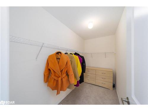 1002 Larter Street, Innisfil, ON - Indoor With Storage