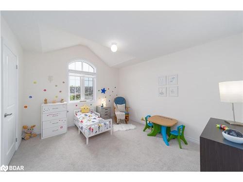 1002 Larter Street, Innisfil, ON - Indoor Photo Showing Bedroom