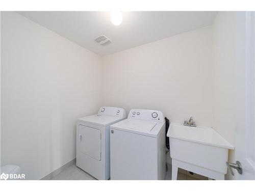 1002 Larter Street, Innisfil, ON - Indoor Photo Showing Laundry Room