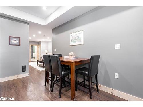 151 Mount Saint Louis Road E, Oro-Medonte, ON - Indoor Photo Showing Dining Room