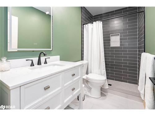 151 Mount Saint Louis Road E, Oro-Medonte, ON - Indoor Photo Showing Bathroom