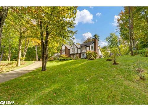 11 Park Trail, Midhurst, ON - Outdoor