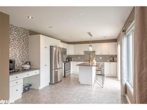 29 Ferris Lane, Alliston, ON - Indoor Photo Showing Kitchen With Upgraded Kitchen