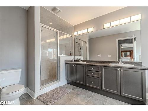 35 Royal Park Boulevard, Barrie, ON - Indoor Photo Showing Bathroom