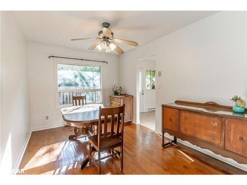 29-360 Blake Street, Barrie, ON - Indoor Photo Showing Dining Room