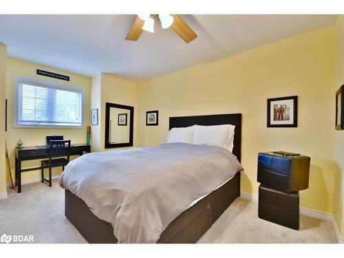 25 Laidlaw Street, Wasaga Beach, ON - Indoor Photo Showing Bedroom