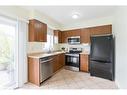 78 Stonemount Crescent, Angus, ON  - Indoor Photo Showing Kitchen With Double Sink 