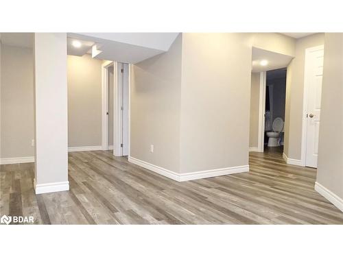 Lower-33 Camelot Square, Barrie, ON - Indoor Photo Showing Other Room