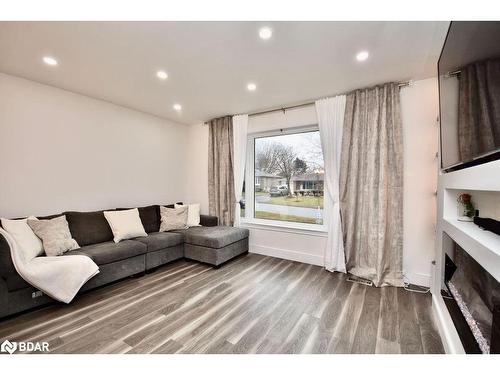 72 Jane Crescent, Barrie, ON - Indoor Photo Showing Living Room With Fireplace