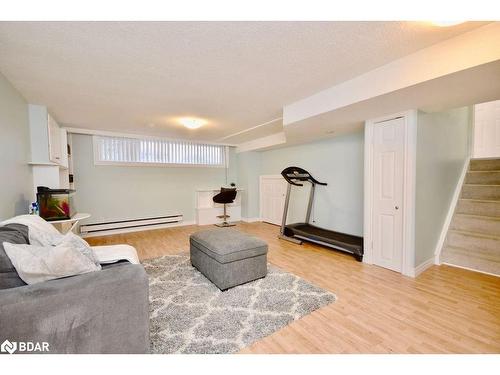 72 Jane Crescent, Barrie, ON - Indoor