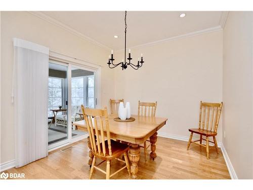 60 Balsam Street, Tiny, ON - Indoor Photo Showing Dining Room