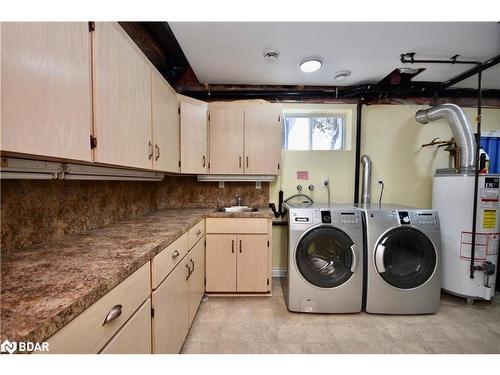 60 Balsam Street, Tiny, ON - Indoor Photo Showing Laundry Room