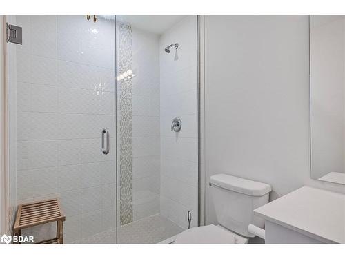 104-10 Culinary Lane, Barrie, ON - Indoor Photo Showing Bathroom