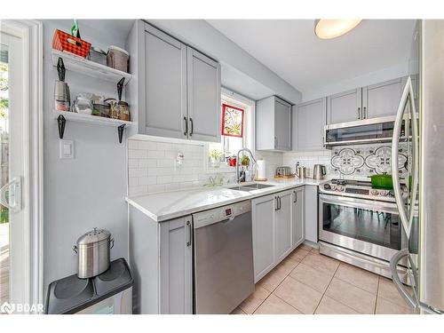 117 Bentley Crescent, Barrie, ON - Indoor Photo Showing Kitchen With Double Sink