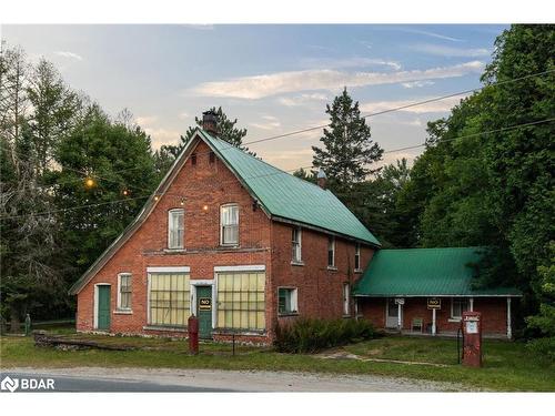 1401 Coopers Falls Road, Washago, ON 