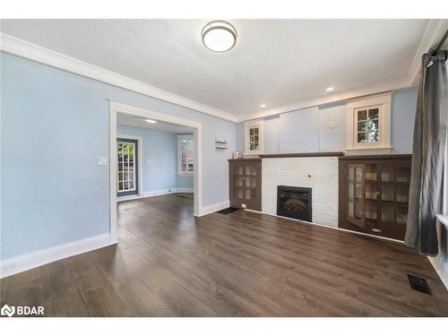 29 Ross Street, Barrie, ON - Indoor Photo Showing Living Room With Fireplace