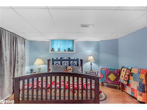 50 Brighton Road, Barrie, ON - Indoor Photo Showing Bedroom