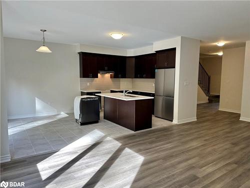 255 Beechwood Forest Lane, Gravenhurst, ON - Indoor Photo Showing Kitchen With Stainless Steel Kitchen