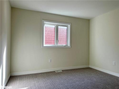 255 Beechwood Forest Lane, Gravenhurst, ON - Indoor Photo Showing Other Room