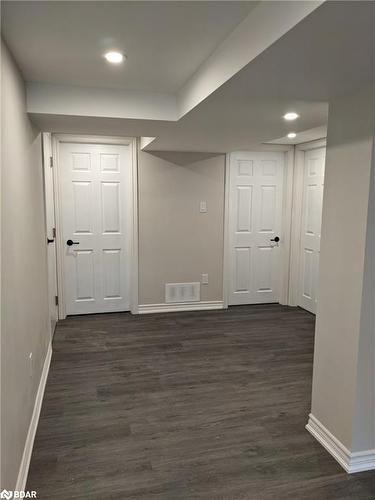 Lower-6 Bowman Avenue, Barrie, ON - Indoor Photo Showing Other Room