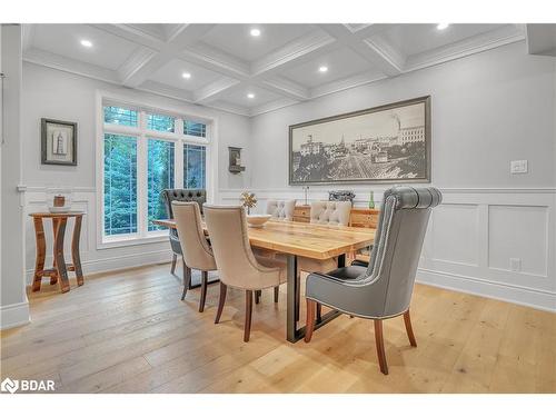 101 Budds Mill Road, Snow Valley, ON - Indoor Photo Showing Dining Room