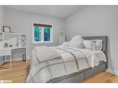 101 Budds Mill Road, Snow Valley, ON - Indoor Photo Showing Bedroom