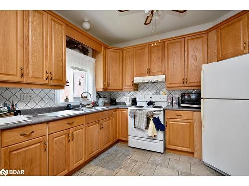 263 Dock Road, Barrie, ON - Indoor Photo Showing Kitchen With Double Sink