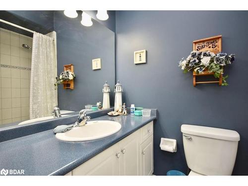 263 Dock Road, Barrie, ON - Indoor Photo Showing Bathroom