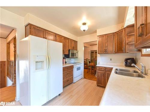 205 Merrett Drive, Barrie, ON - Indoor Photo Showing Kitchen With Double Sink