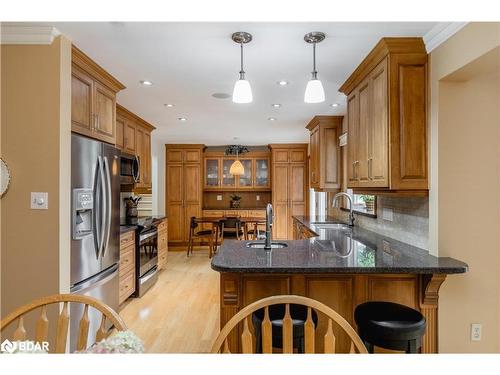 509 Mt St Louis Road W, Oro-Medonte, ON - Indoor Photo Showing Kitchen With Stainless Steel Kitchen With Upgraded Kitchen