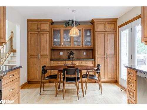 509 Mt St Louis Road W, Oro-Medonte, ON - Indoor Photo Showing Dining Room