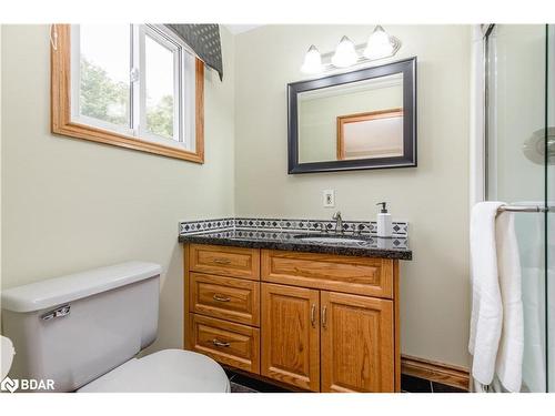 509 Mt St Louis Road W, Oro-Medonte, ON - Indoor Photo Showing Bathroom