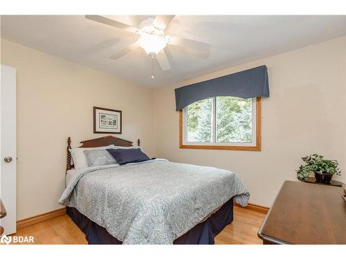 509 Mt St Louis Road W, Oro-Medonte, ON - Indoor Photo Showing Bedroom