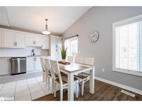 1112 Kell Street, Innisfil, ON - Indoor Photo Showing Dining Room