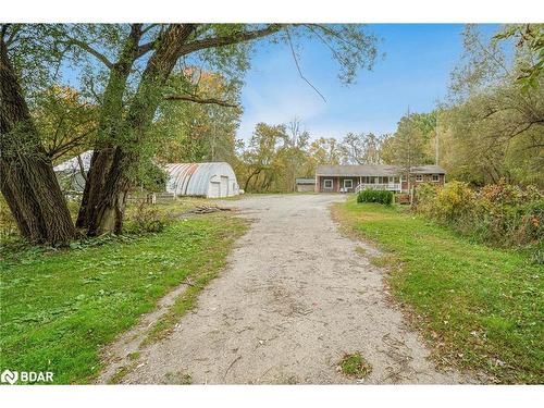 161 Brentwood Road, Angus, ON - Outdoor