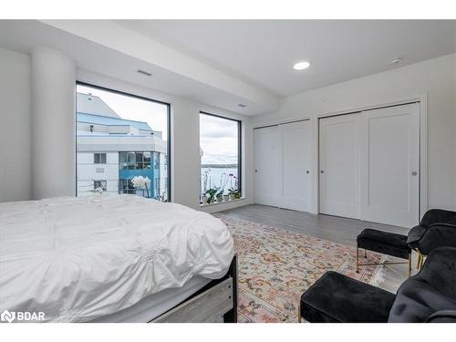 714-185 Dunlop Street East Street E, Barrie, ON - Indoor Photo Showing Bedroom