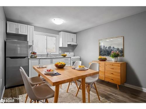 39 Laurie Crescent, Barrie, ON - Indoor Photo Showing Dining Room