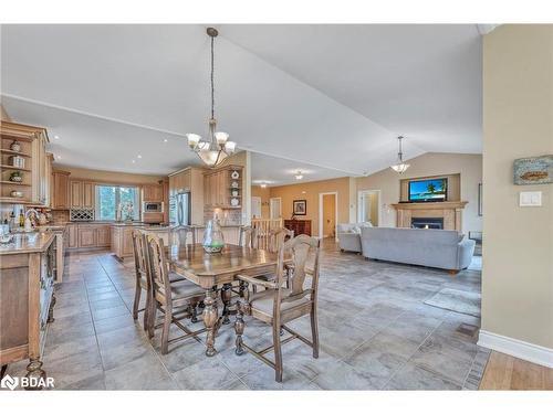 7650E County Rd 50 Road, Campbellford, ON - Indoor Photo Showing Dining Room