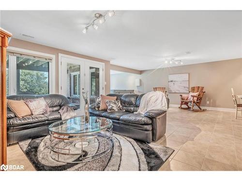 7650E County Rd 50 Road, Campbellford, ON - Indoor Photo Showing Living Room