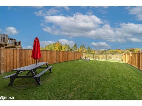 42 Wood Crescent, Essa, ON - Outdoor