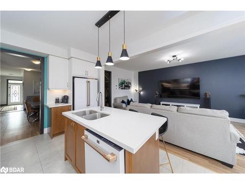 42 Wood Crescent, Essa, ON - Indoor Photo Showing Kitchen With Double Sink