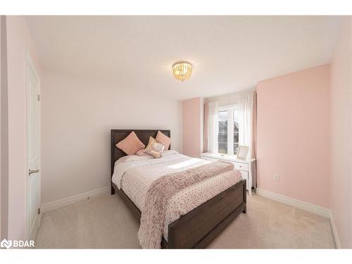 42 Wood Crescent, Essa, ON - Indoor Photo Showing Bedroom