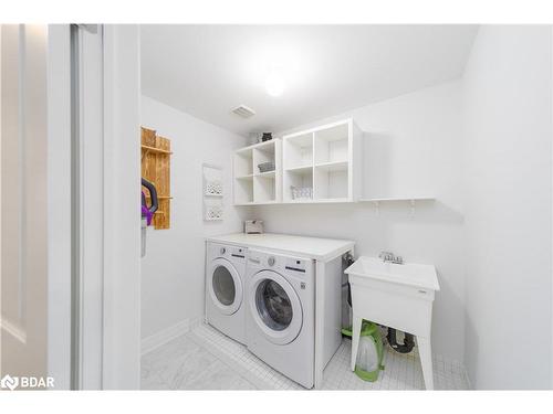 42 Wood Crescent, Essa, ON - Indoor Photo Showing Laundry Room