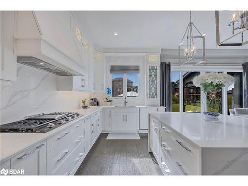 39 Mckeown Street, Thornton, ON - Indoor Photo Showing Kitchen With Upgraded Kitchen