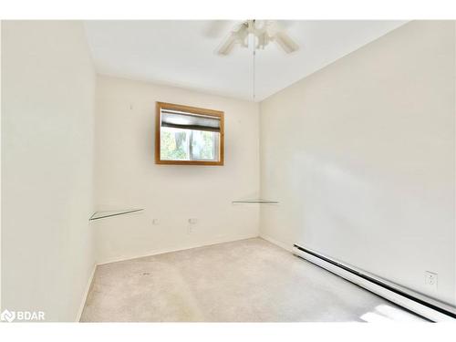 98 Lakeshore Road W, Oro-Medonte, ON - Indoor Photo Showing Other Room