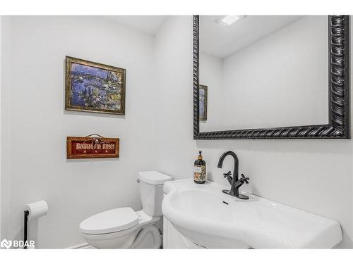 17 Woodland Crescent, Oro-Medonte, ON - Indoor Photo Showing Bathroom